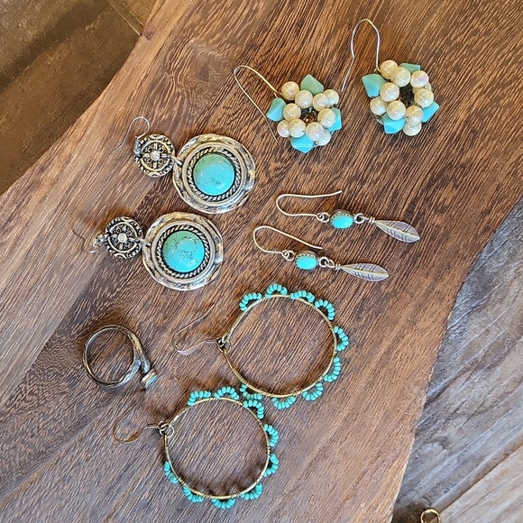 Turquoise, Silver Tone, & Gold Tone Vintage & Contemporary Jewelry Jubilee - Picture 9 of 16